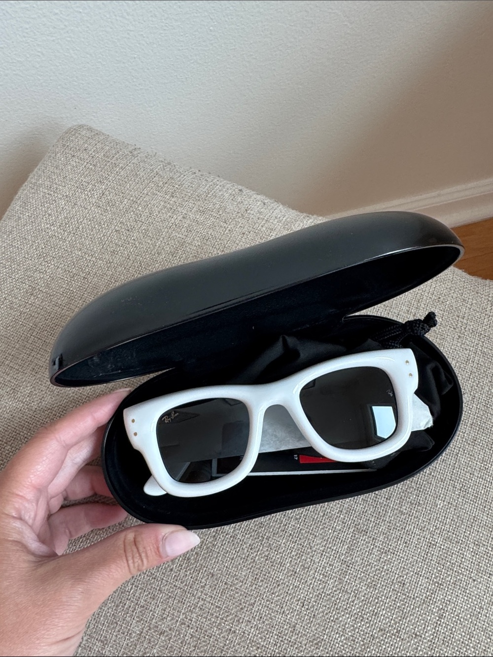 Ray-Ban White Frame Sunglasses with Dark Lenses - Picture 3 of 4